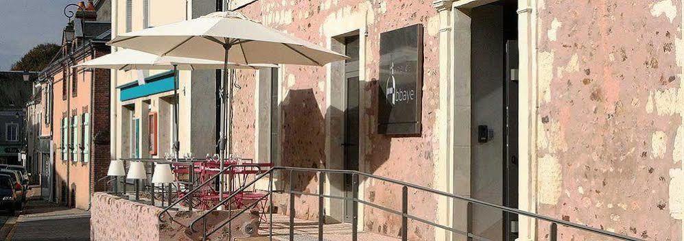 Logis - Auberge De L'Abbaye Thiron-Gardais Ngoại thất bức ảnh