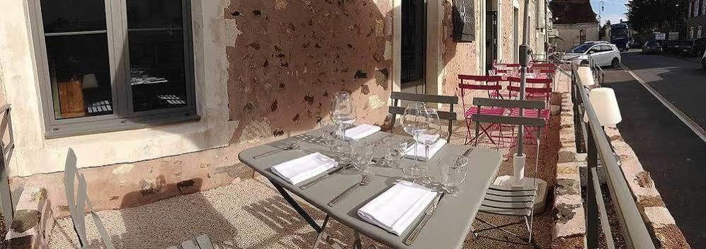 Logis - Auberge De L'Abbaye Thiron-Gardais Ngoại thất bức ảnh